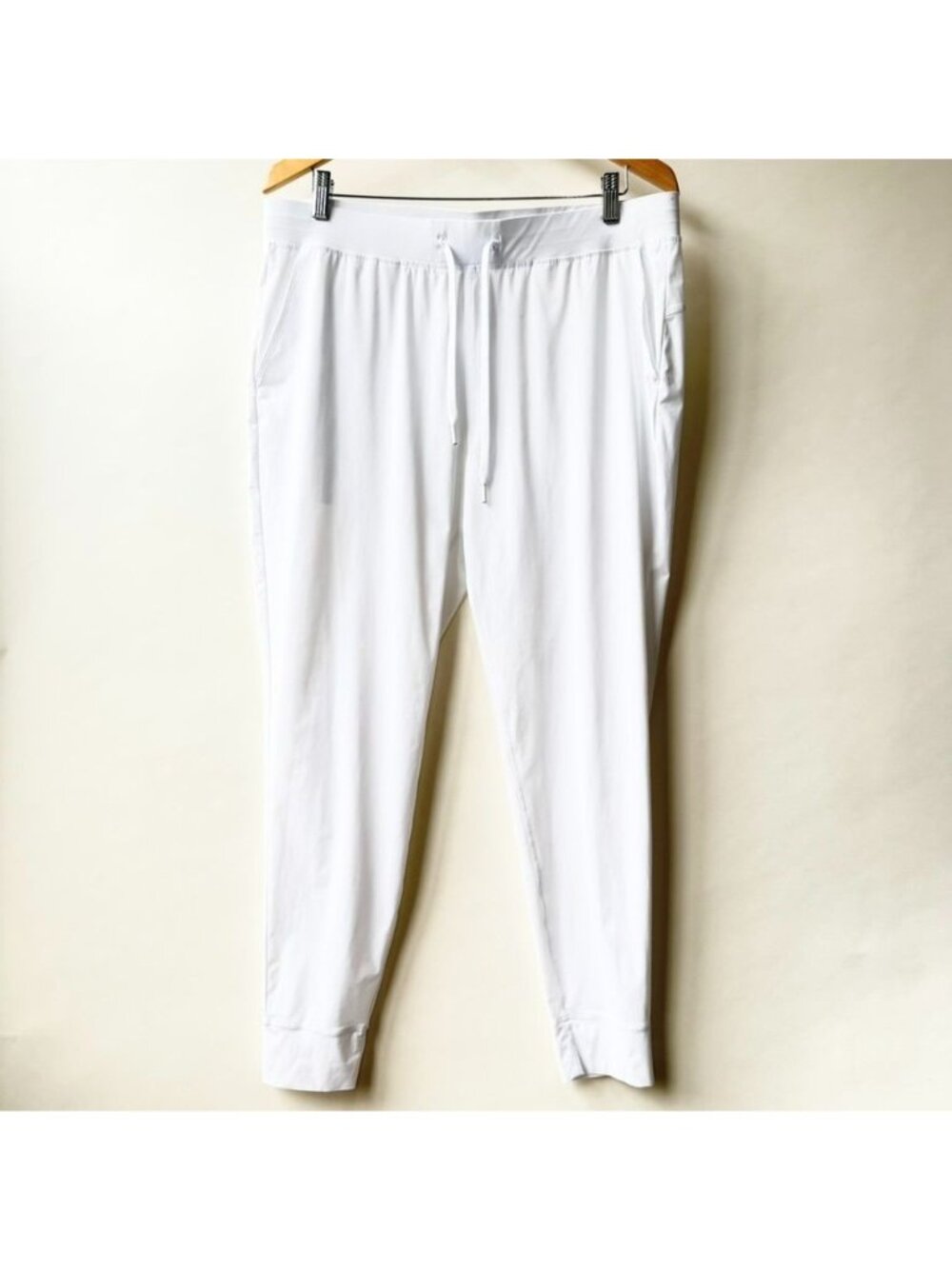 Greyson Performance Jogger White Athletic Pants Men's Size L B205